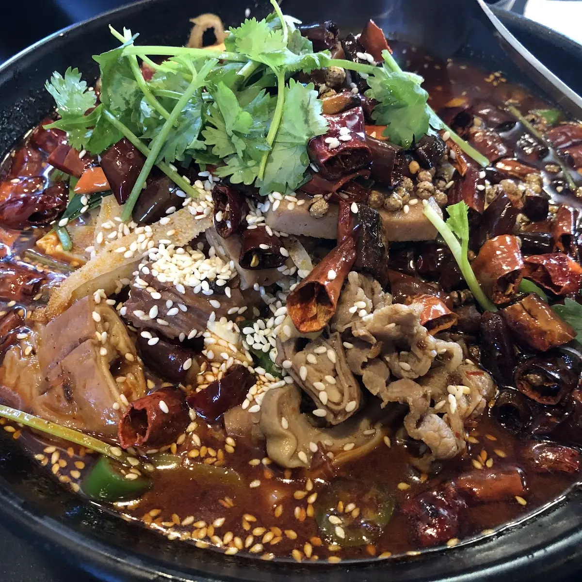 explosive chili pepper chicken 新派辣子鸡